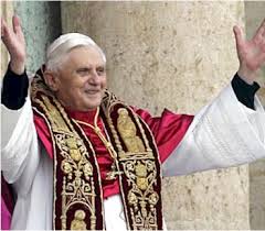 Benedicto XVI el dia de su elección